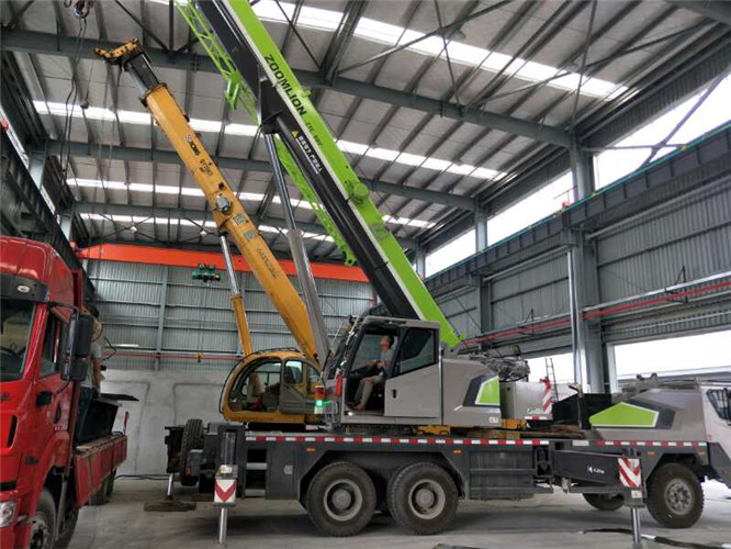 仪征市高空车出租需要注意哪些安全事项？